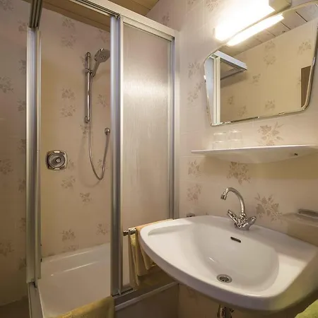 Straifhof * Brixen im Thale